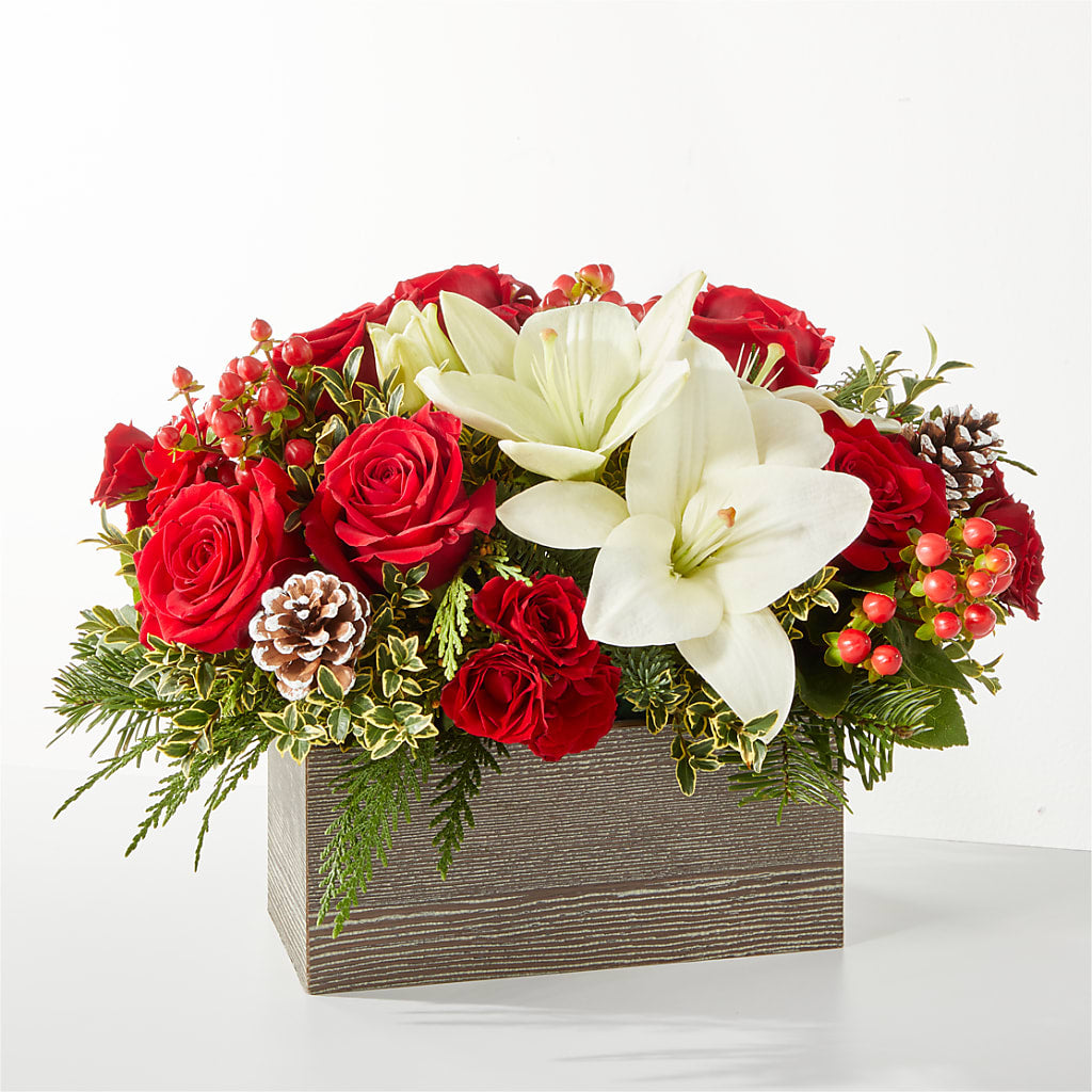 Snowy Wonderland Bouquet – Flowers By Helen, Forsyth GA