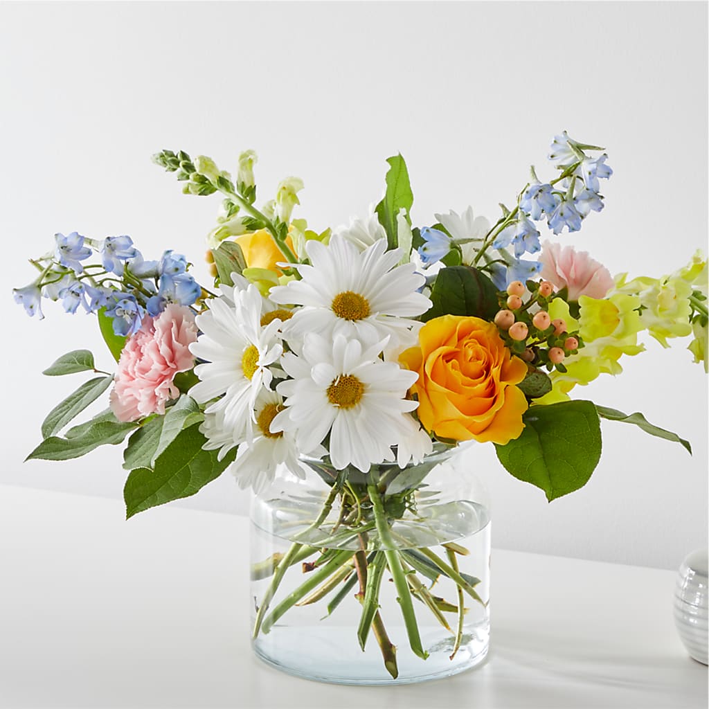 Sun Salutation Bouquet – Flowers By Helen, Forsyth GA