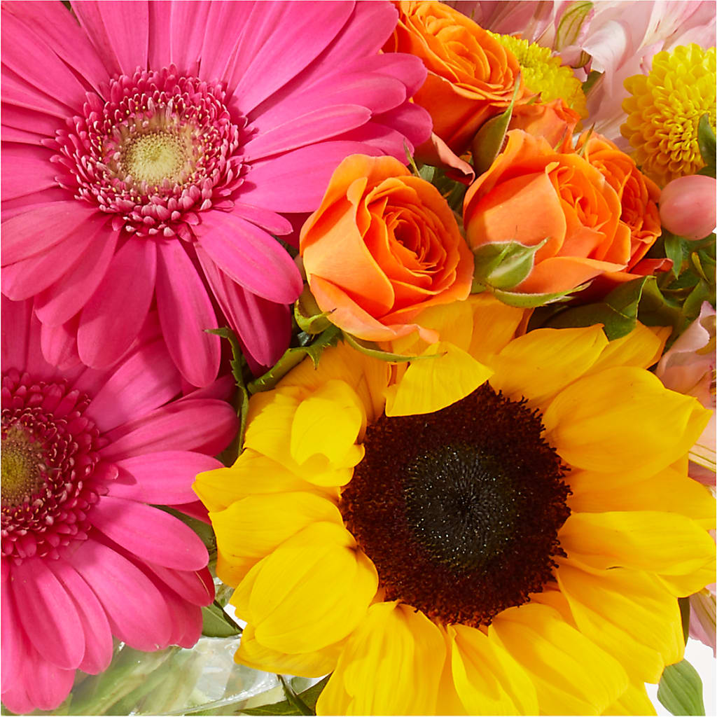 Florist Original Mixed Bouquet – Flowers By Helen, Forsyth GA