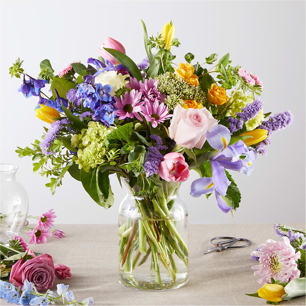 Pastel Tradition - A Florist Original – Flowers By Helen, Forsyth GA