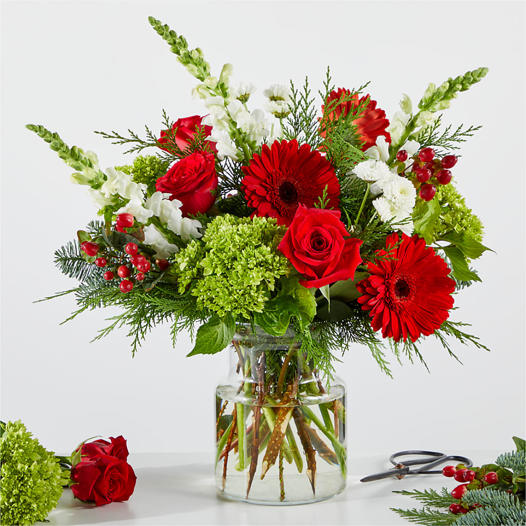 Merry Moment Bouquet – A Florist Original – Flowers By Helen, Forsyth GA