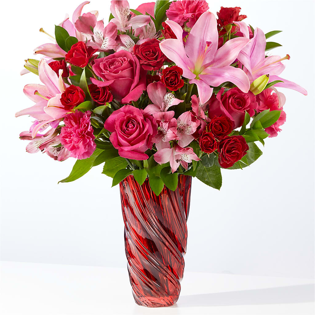 In Love Bouquet with Luxe Swirl Vase – Flowers By Helen, Forsyth GA