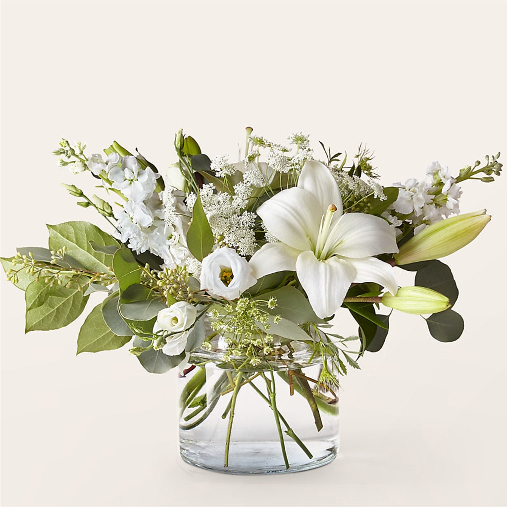 Alluring Elegance Bouquet – Flowers By Helen, Forsyth GA