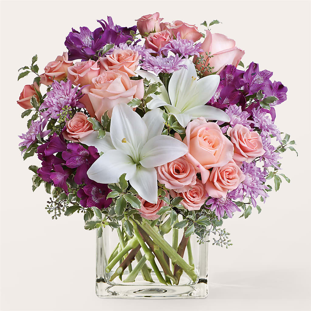 Mani Pedi Bouquet – Flowers By Helen, Forsyth GA