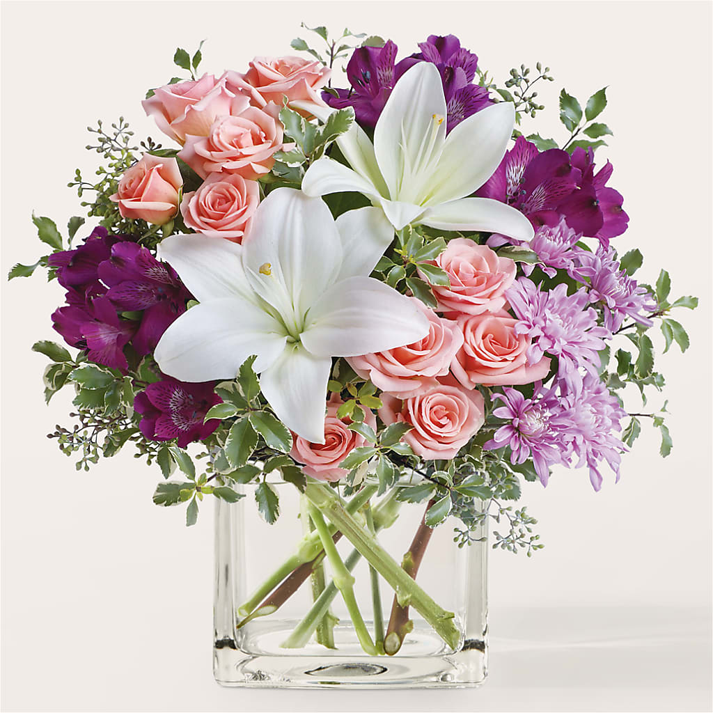 Mani Pedi Bouquet – Flowers By Helen, Forsyth GA