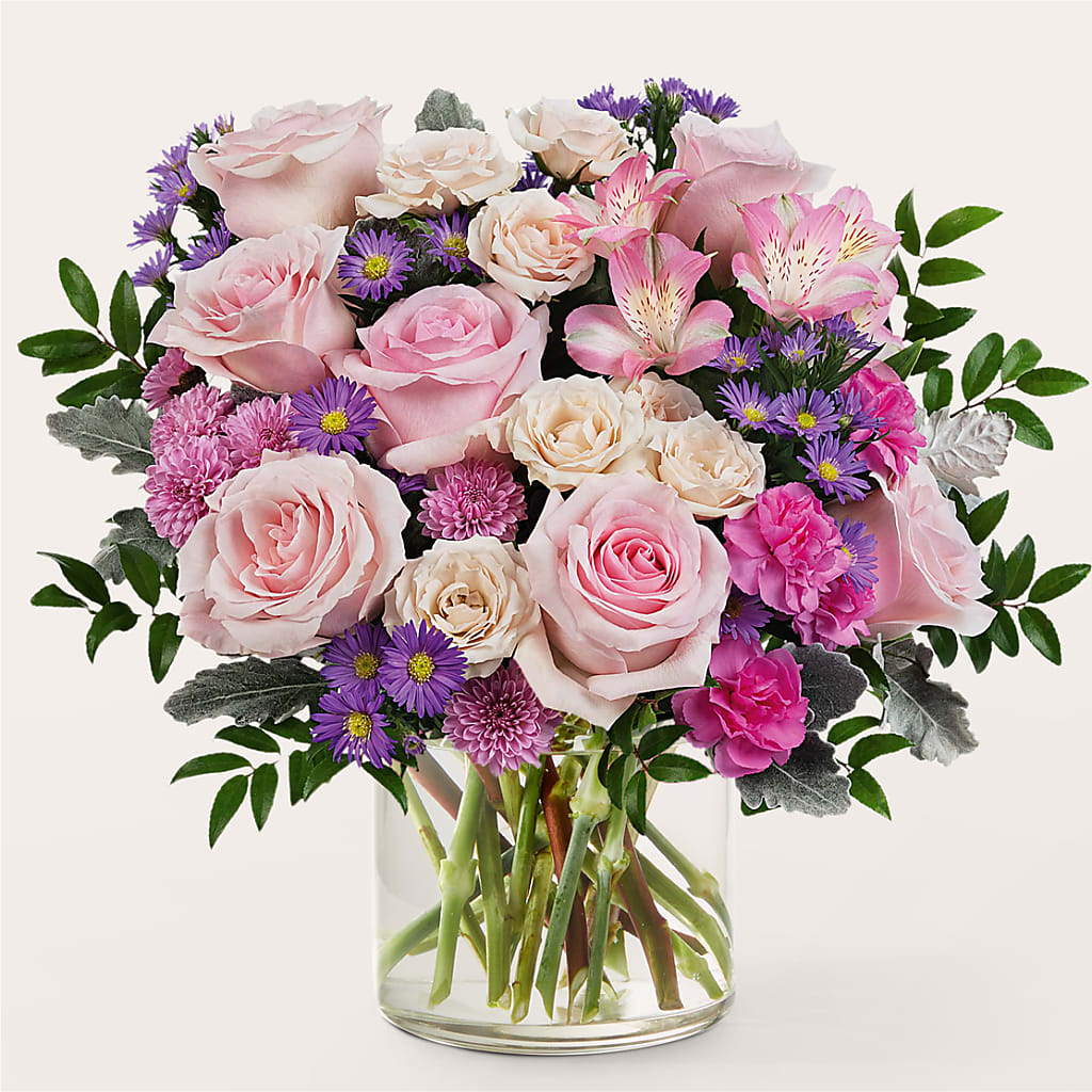 Light as a Feather Bouquet – Flowers By Helen, Forsyth GA