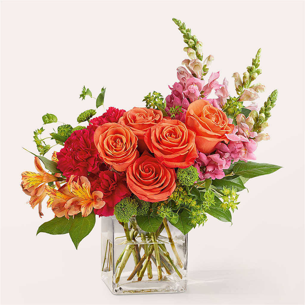 Cosmopolitan Bouquet – Flowers By Helen, Forsyth GA