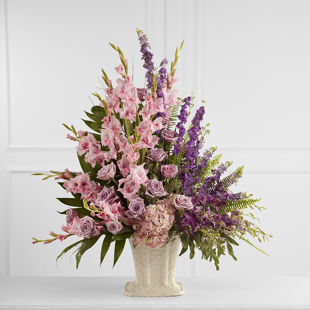 Flowing Garden Arrangement – Flowers By Helen, Forsyth GA