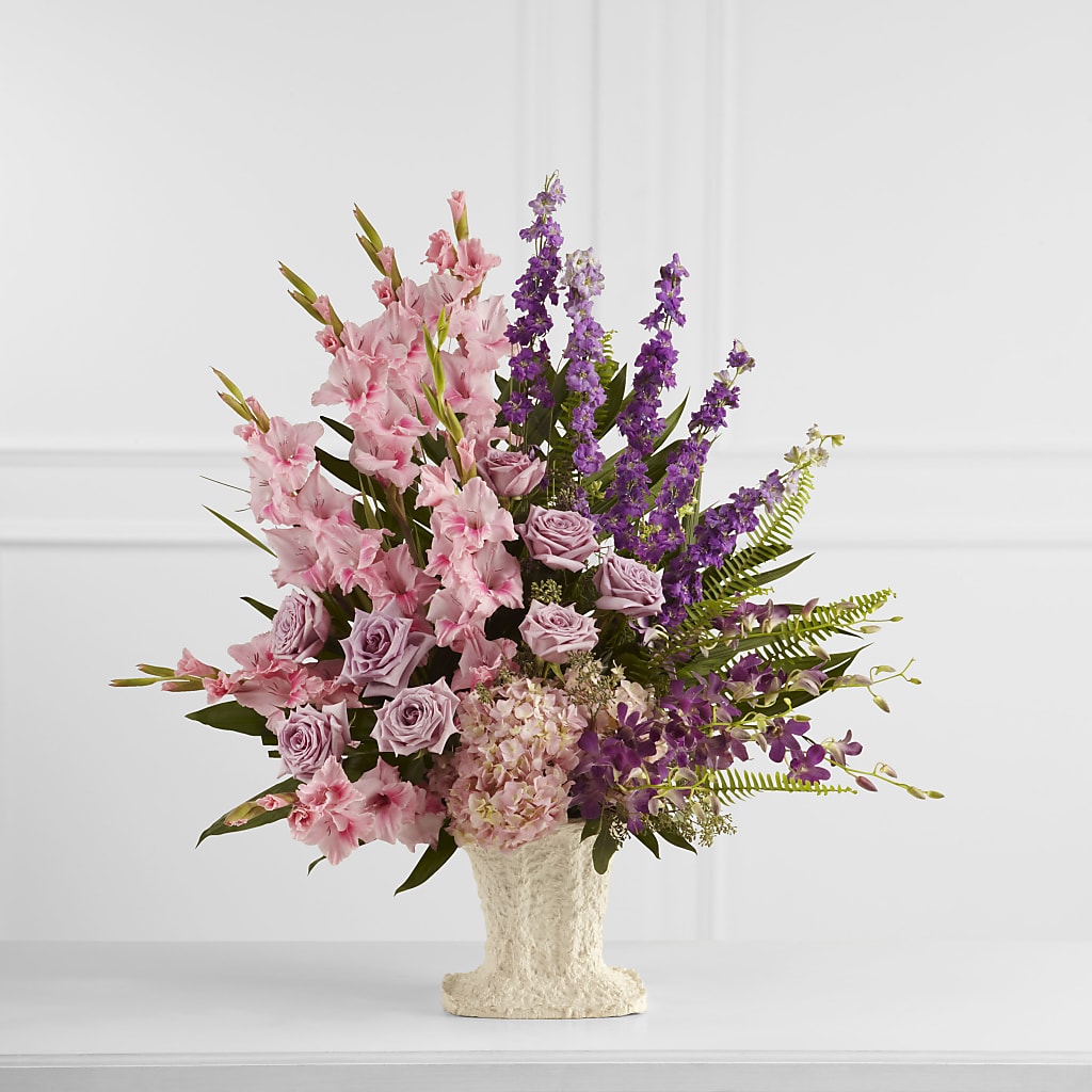 Flowing Garden Arrangement – Flowers By Helen, Forsyth GA
