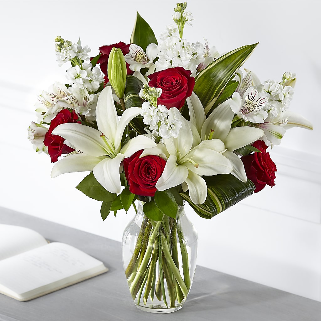 Loving Respect Bouquet – Flowers By Helen, Forsyth GA