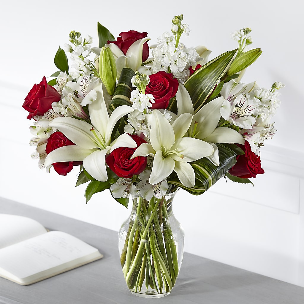 Loving Respect Bouquet – Flowers By Helen, Forsyth GA