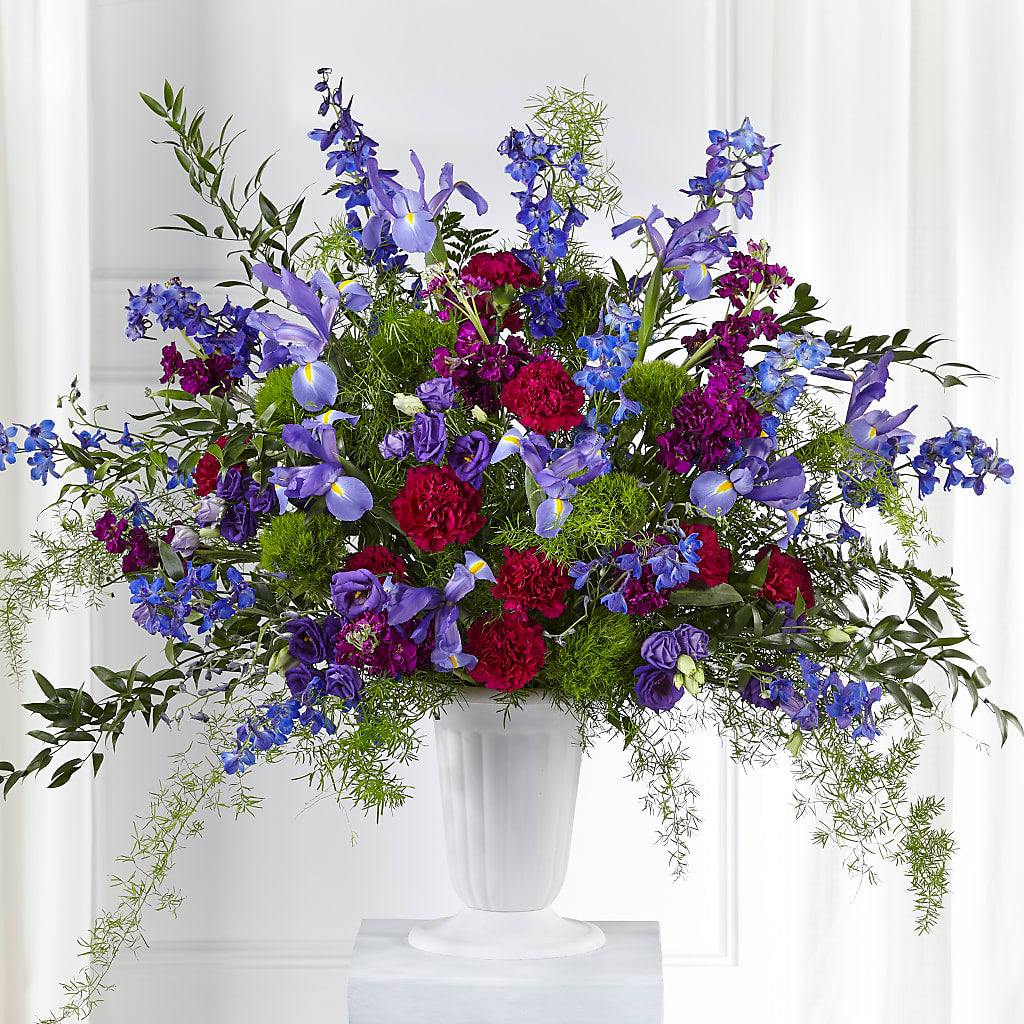 Memorial of Life Arrangement – Flowers By Helen, Forsyth GA