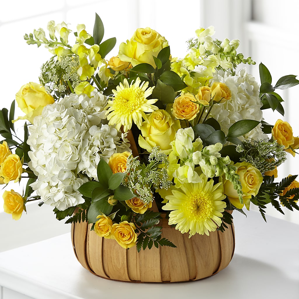 Rustic Remembrance Basket – Flowers By Helen, Forsyth GA