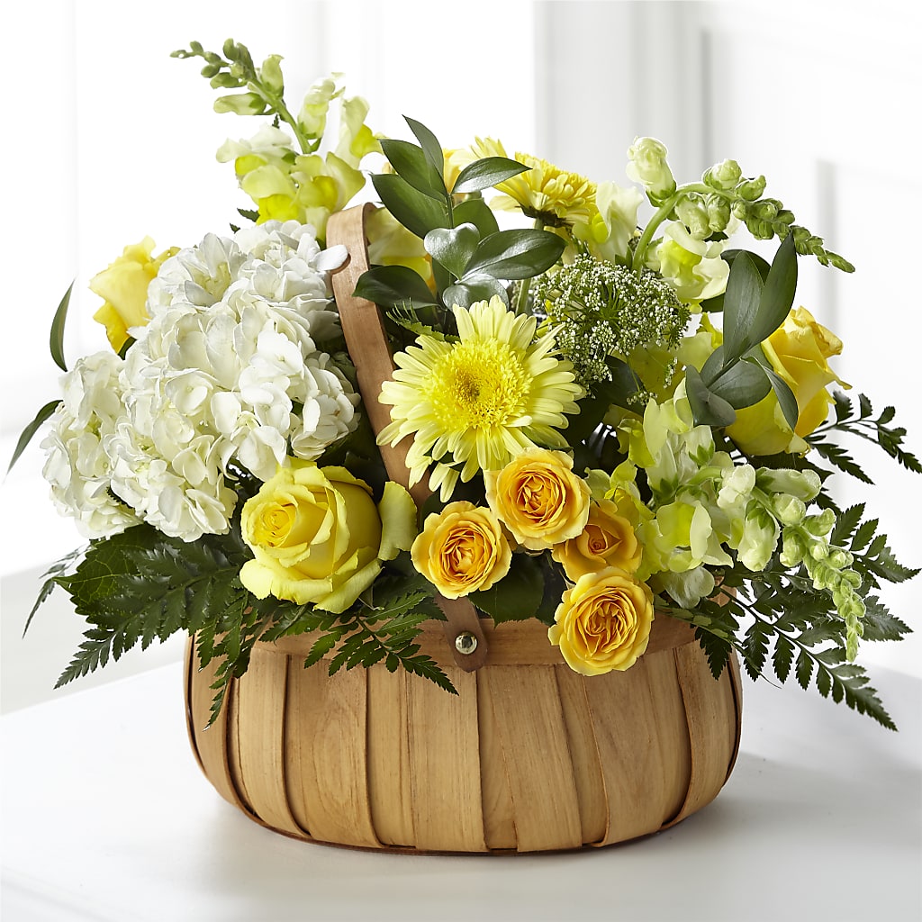 Rustic Remembrance Basket – Flowers By Helen, Forsyth GA