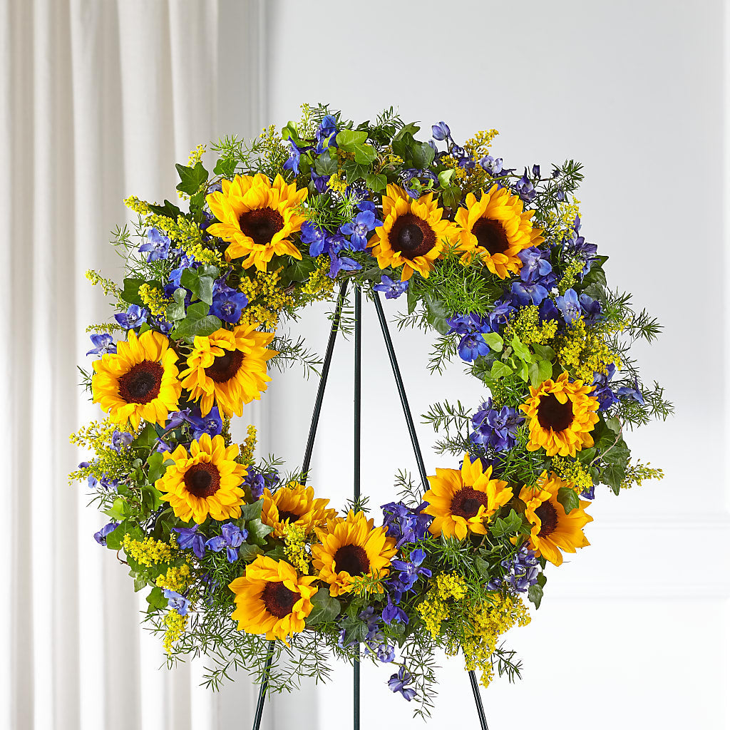 Bright Rays Wreath – Flowers By Helen, Forsyth GA