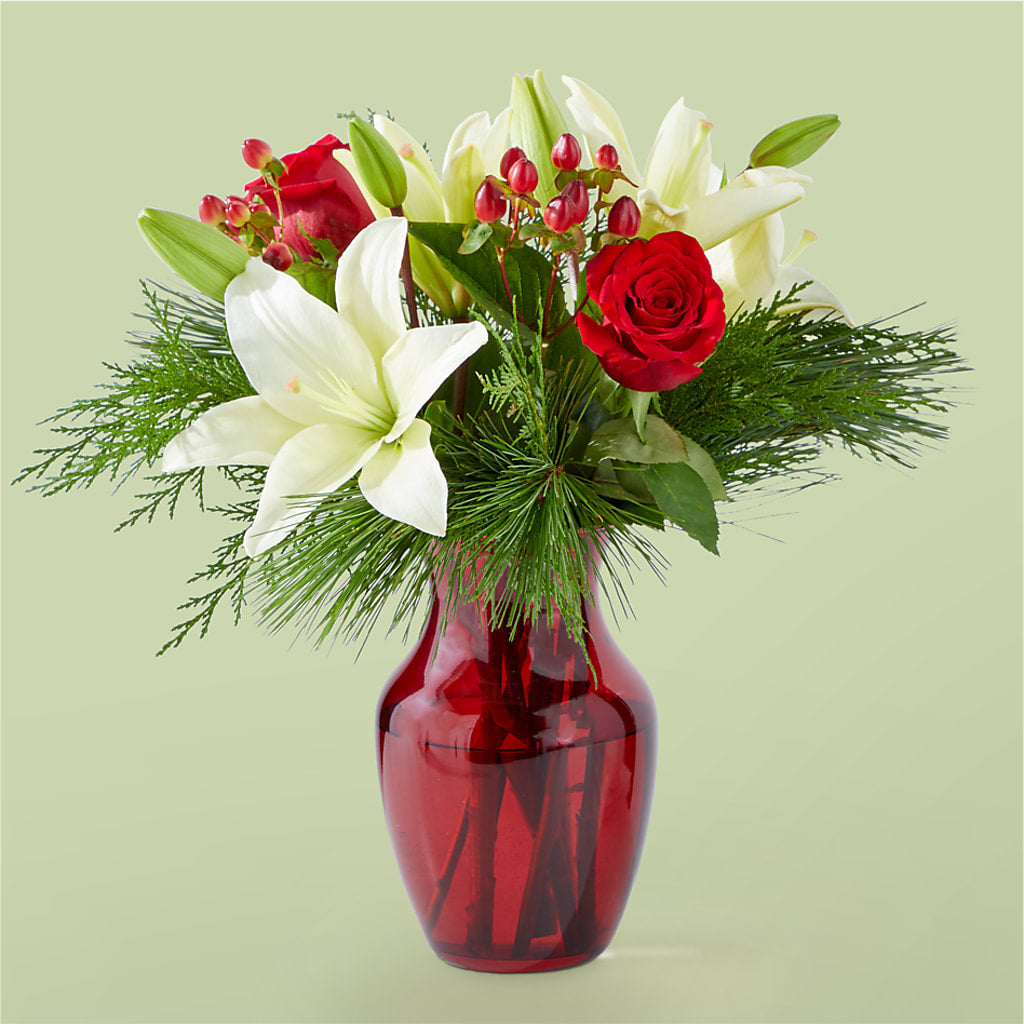 Evergreen Delight Bouquet – Flowers By Helen, Forsyth GA