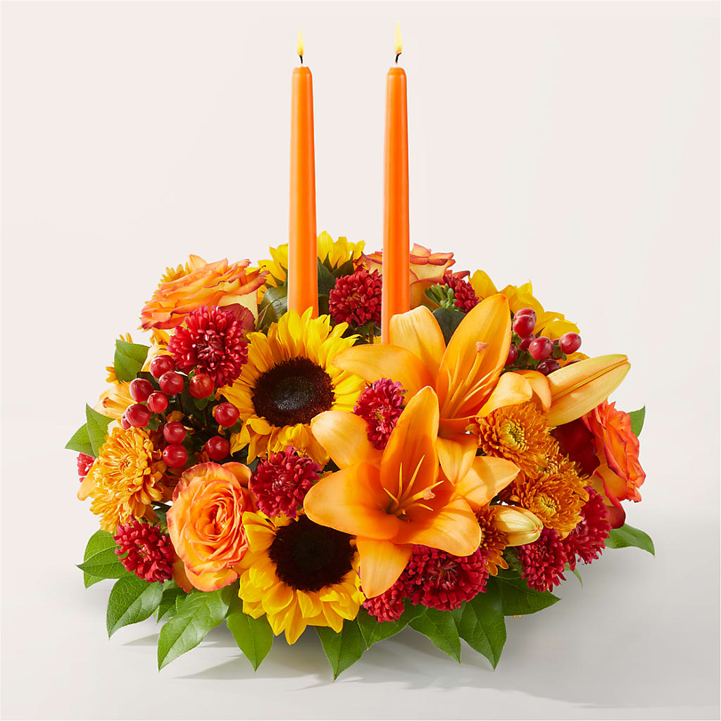 Grateful Centerpiece – Flowers By Helen, Forsyth GA