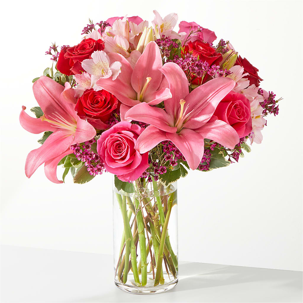Lucky in Love Bouquet – Flowers By Helen, Forsyth GA
