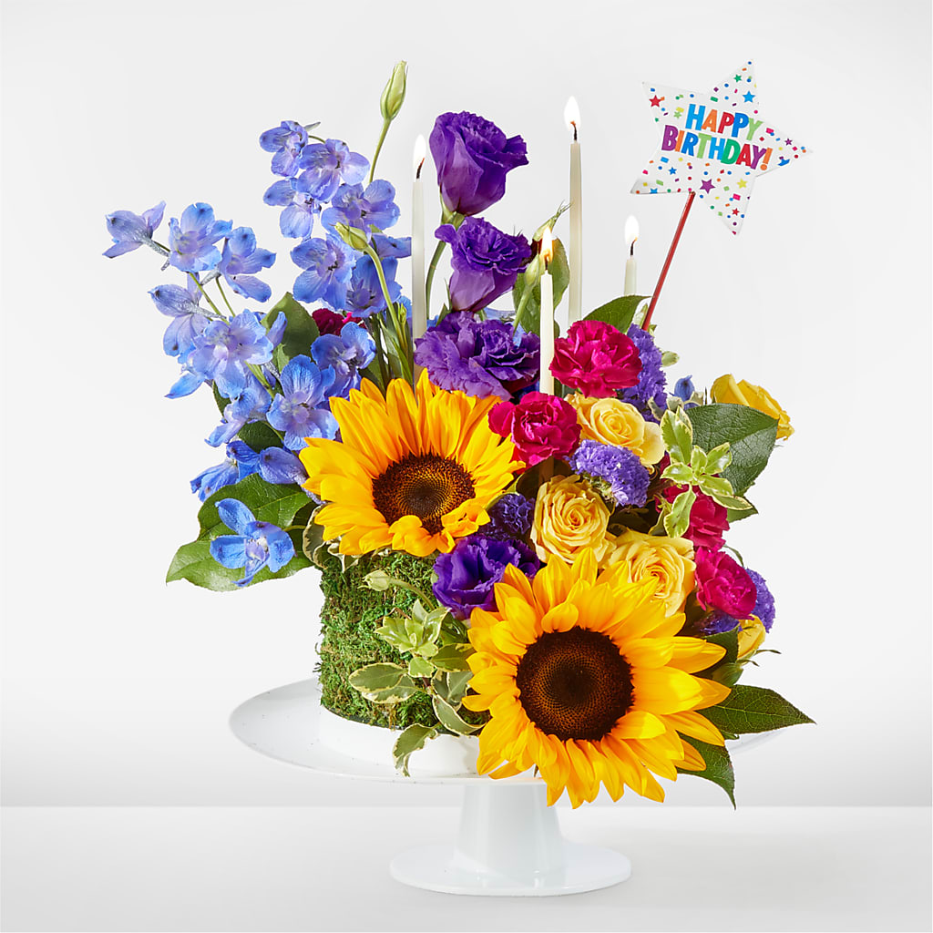 Star of the Day Floral Cake – Flowers By Helen, Forsyth GA