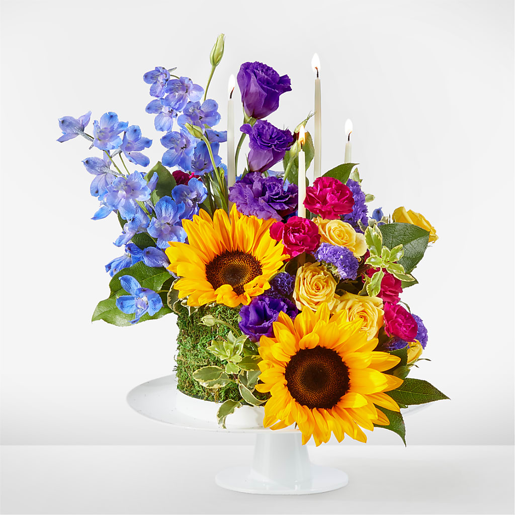 Star of the Day Floral Cake – Flowers By Helen, Forsyth GA