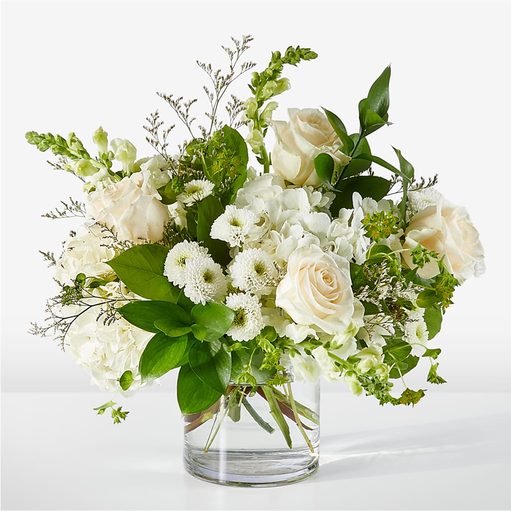 Hint of Vanilla Bouquet – Flowers By Helen, Forsyth GA