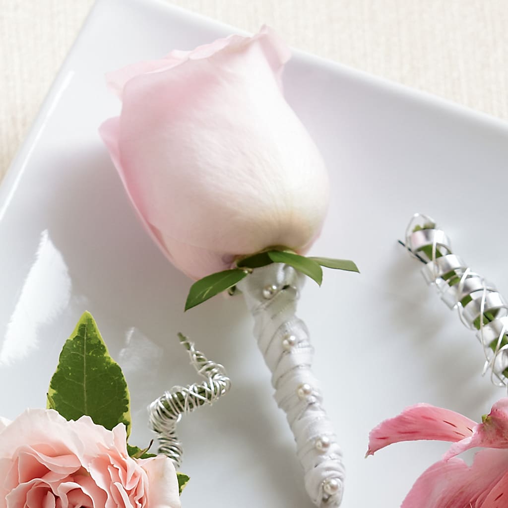Pink Rose Boutonniere – Flowers By Helen, Forsyth GA