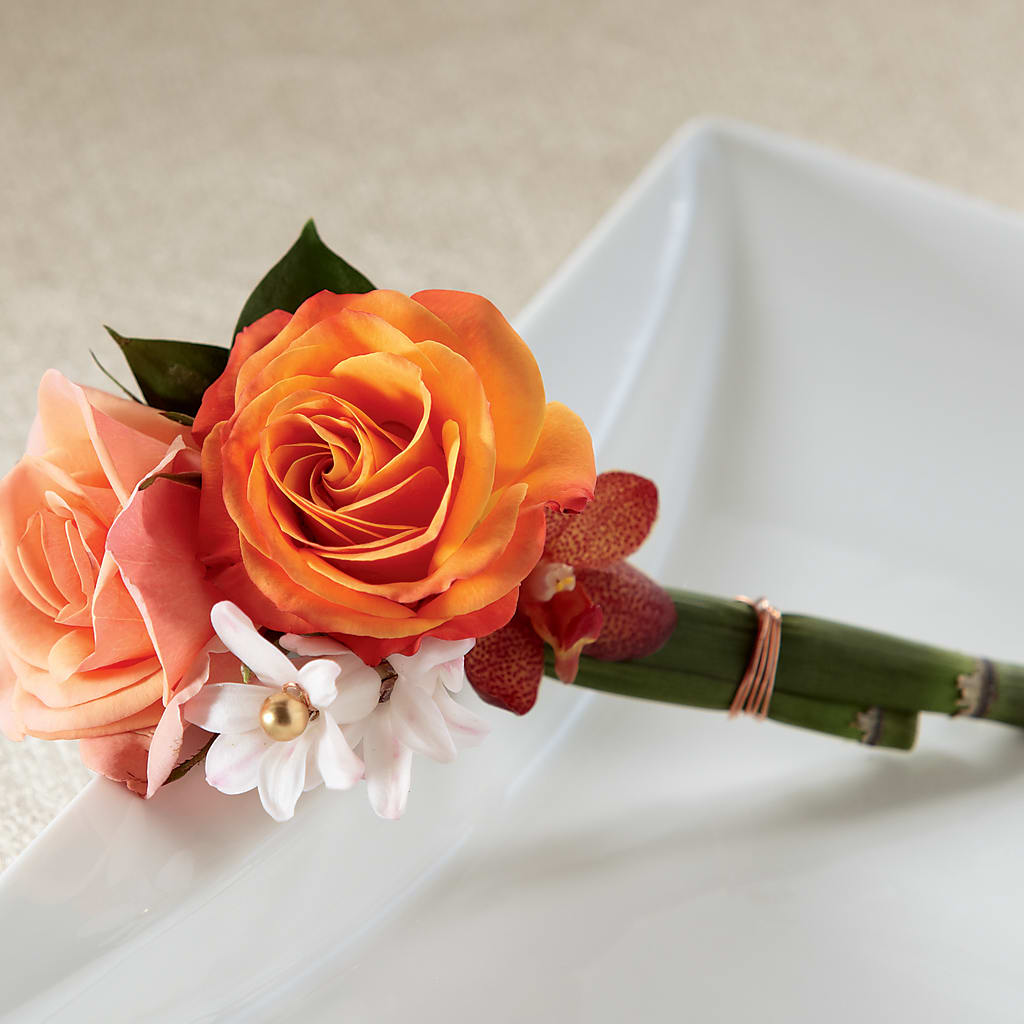 Sunset Dream Boutonniere – Flowers By Helen, Forsyth GA