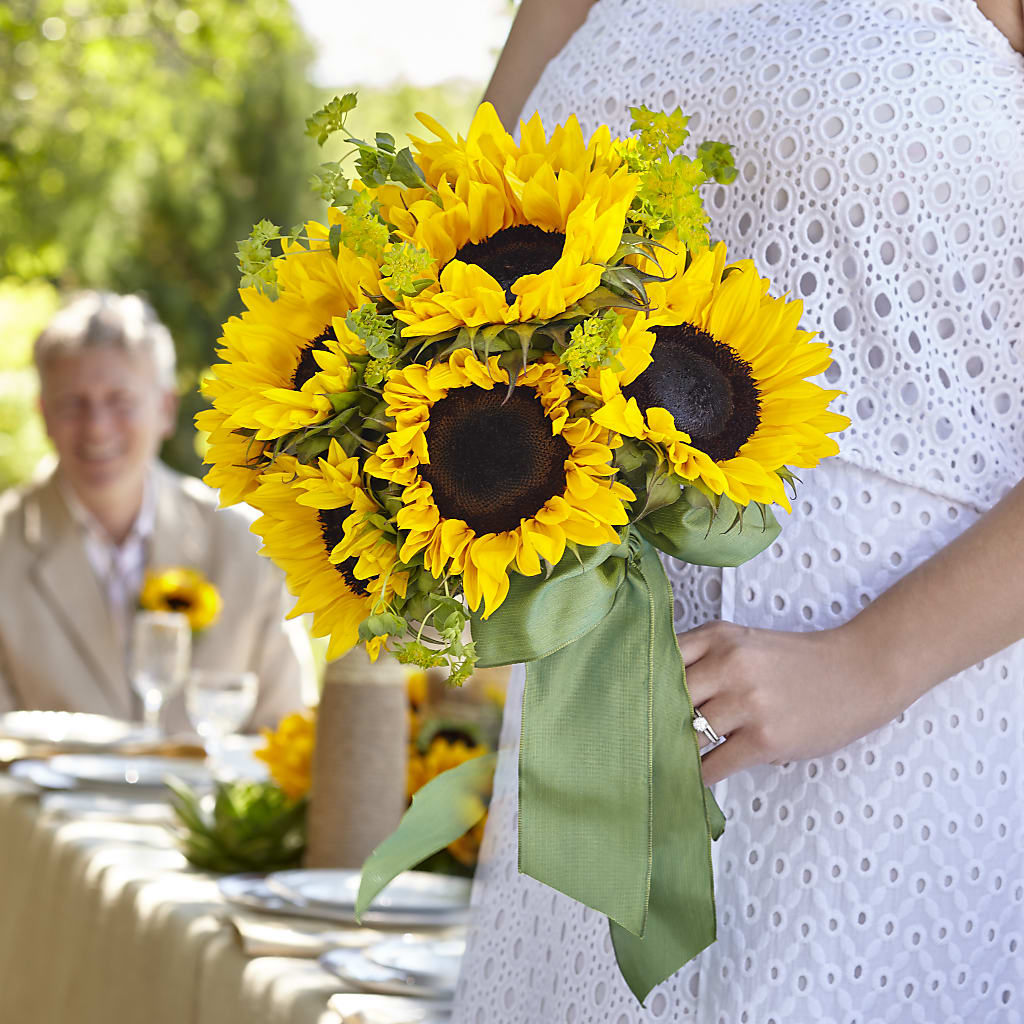 Free Spirit Bouquet – Flowers By Helen, Forsyth GA