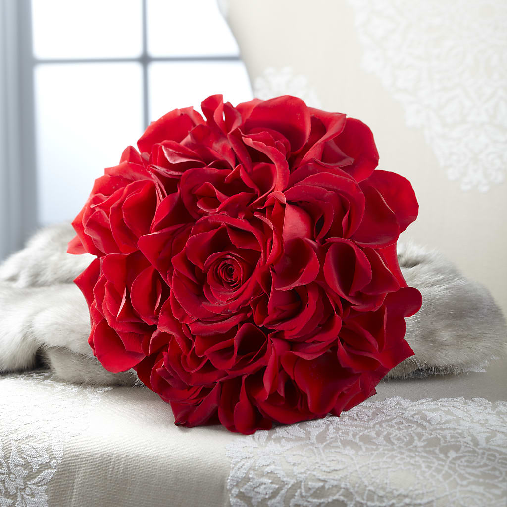 Composite Rose Bouquet – Flowers By Helen, Forsyth GA