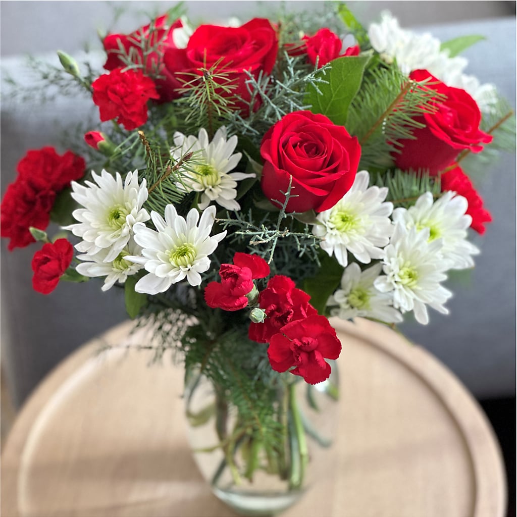 Seasonal Magic Bouquet –  Flowers By Helen, Forsyth GA