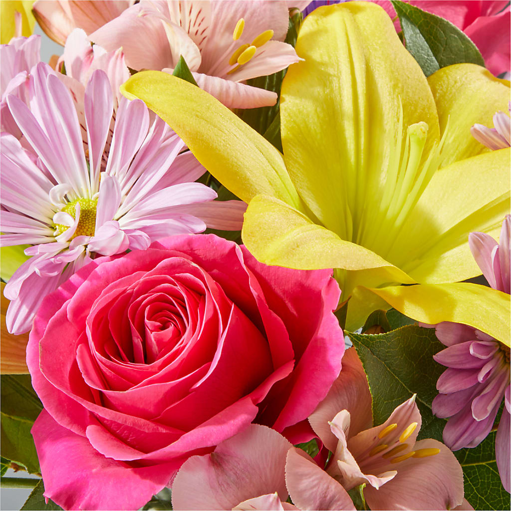 Sprinkles Bouquet –  Flowers By Helen, Forsyth GA