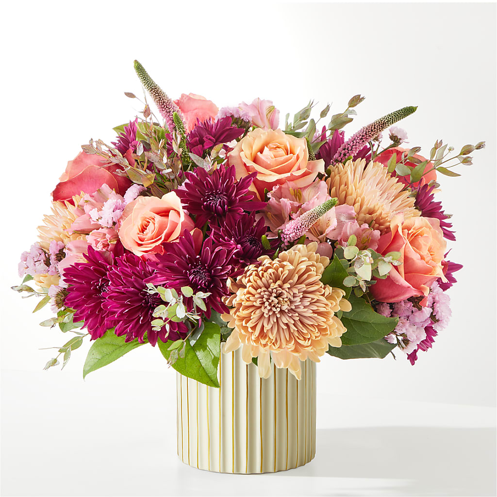 Berry Cobbler Bouquet with Ivory Vase –  Flowers By Helen, Forsyth GA