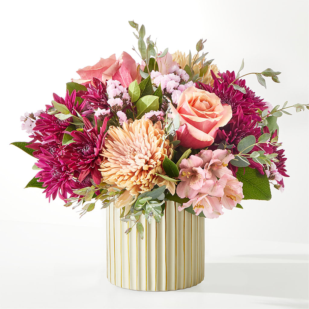 Berry Cobbler Bouquet with Ivory Vase –  Flowers By Helen, Forsyth GA