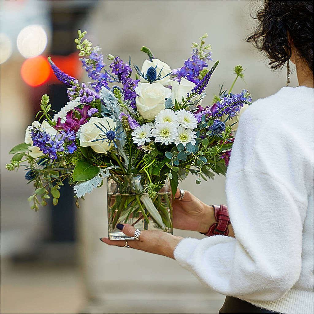 Shooting Star Bouquet –  Flowers By Helen, Forsyth GA