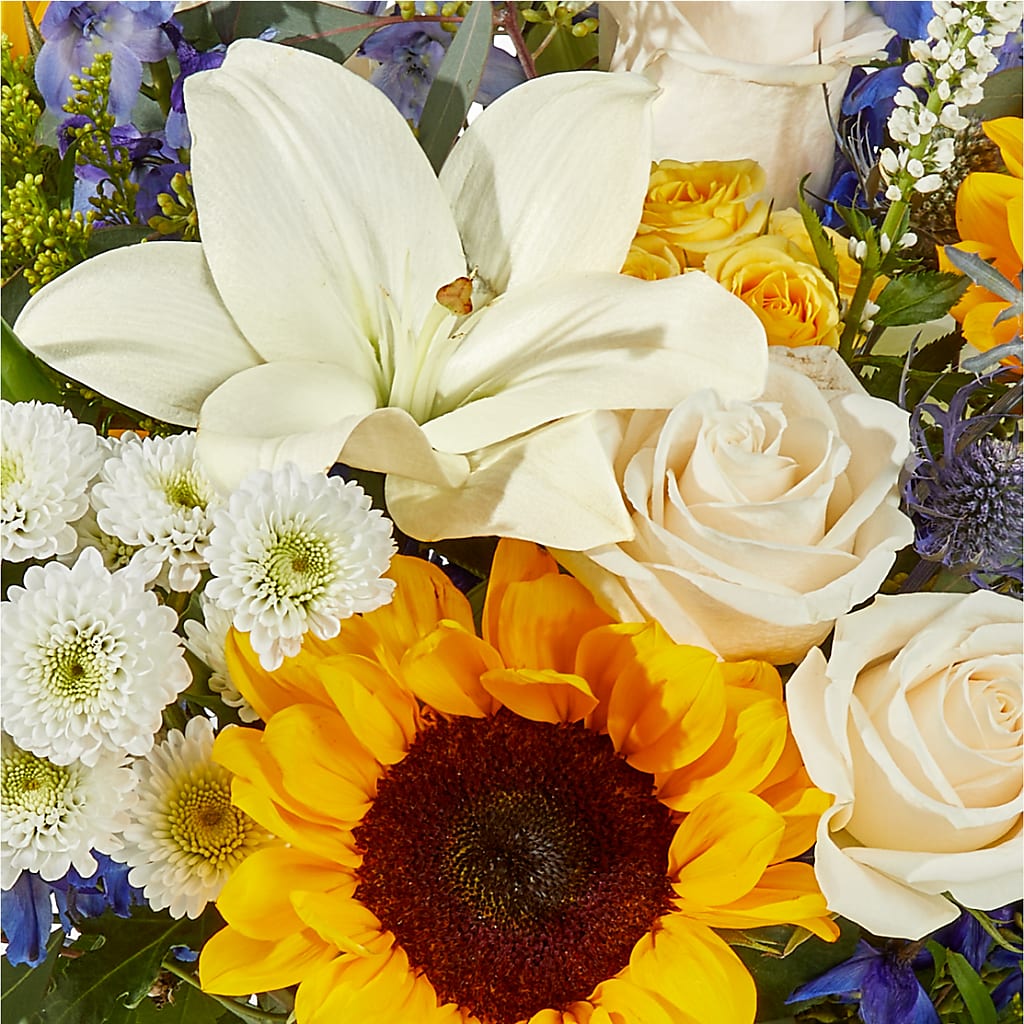 Wonderfully Sunny Bouquet –  Flowers By Helen, Forsyth GA
