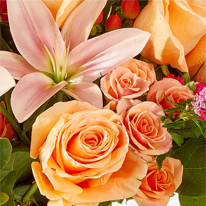 Bisous Bouquet –  Flowers By Helen, Forsyth GA