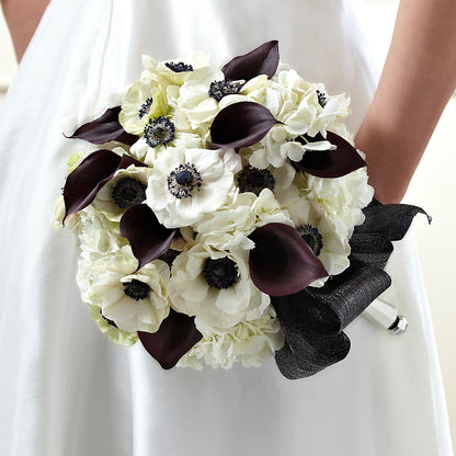 To Have and To Hold Bouquet –  Flowers By Helen, Forsyth GA